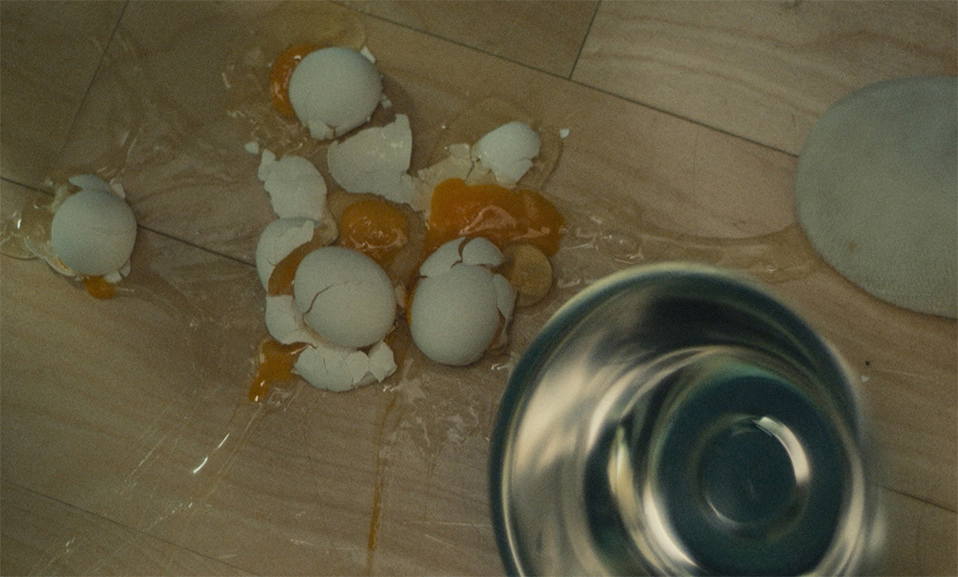 映画「Eggs 選ばれたい私たち」の川崎僚監督インタビュー<br>　
「エッグドナー」に志願した2人の女性の「産まなくても母になりたい」の真意
