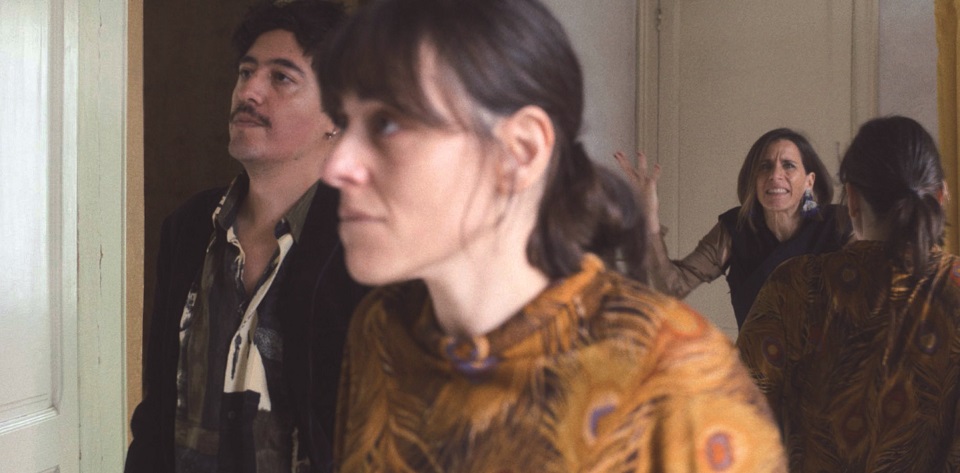 欧州で急増する〈デュオ安楽死〉をリアルに描く「両親が決めたこと」　場面写真解禁＆草刈民代コメント　