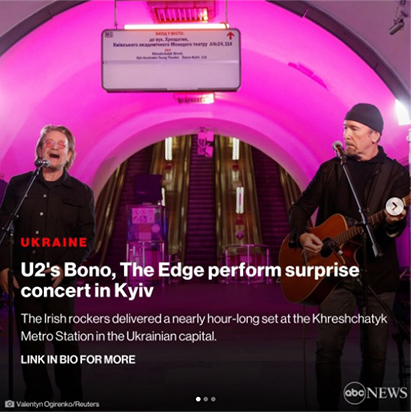  U2のボノとジ・エッジがキーウの地下鉄駅でパフォーマンス
