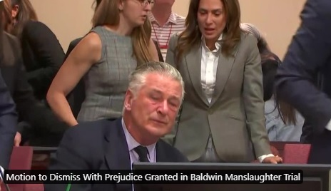 アレック・ボールドウィンの「ラスト」誤射事件裁判 判事が過失致死罪の訴追をを却下