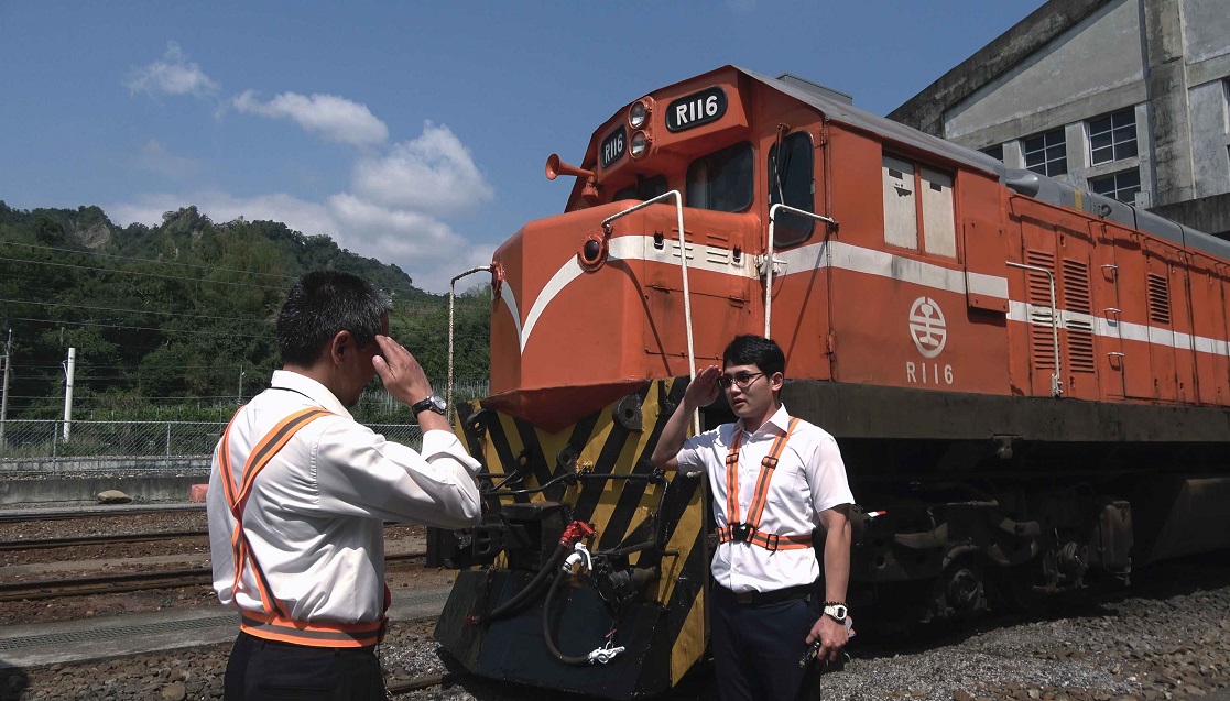 台湾初の鉄道文化ドキュメンタリー「郷愁鉄路~台湾、こころの旅~」ポスタービジュアル、予告編解禁