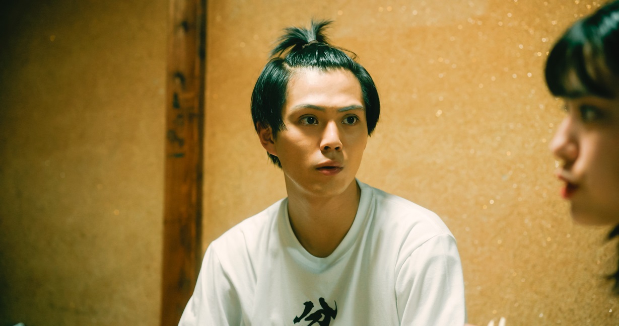 映画「威風堂々~奨学金って言い方やめてもらっていいですか?~」 メインビジュアル解禁