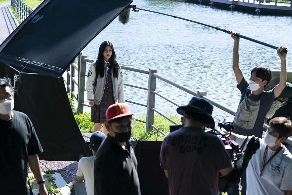 韓国気鋭のホラー監督集結「怪談晩餐」 監督インタビューとメイキング写真解禁