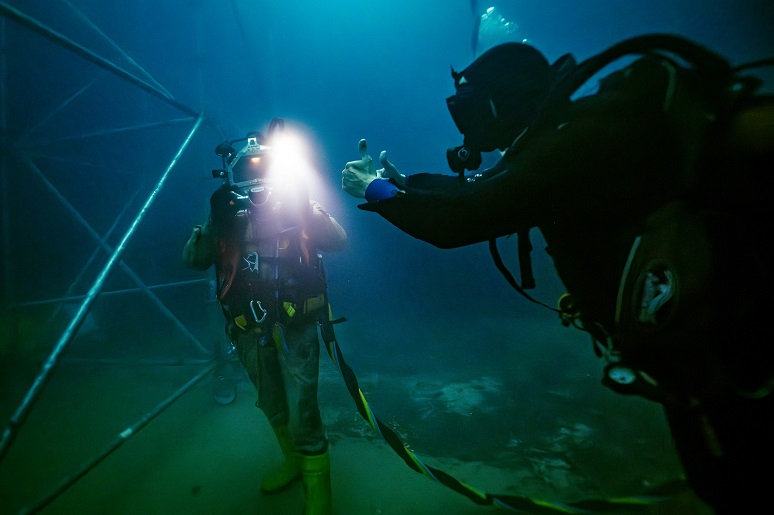 飽和潜水士のサバイバル・スリラー「ラスト・ブレス」 メイキング映像、メイキングスチール、各界著名人の推薦コメント解禁