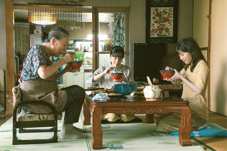 「風のマジム」伊藤沙莉が南大東島のサトウキビでラム酒づくりにかけた女性を熱演