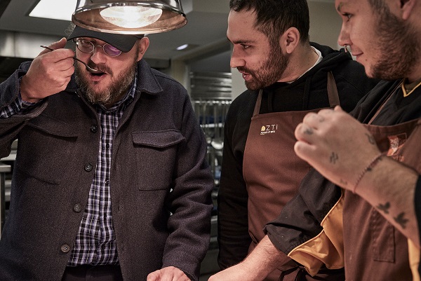 ドキュメンタリ－映画「ムガリッツ」　”異端の名店”の異次元の独創的料理の舞台裏