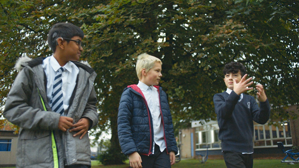 「ぼくの名前はラワン」ろう者の少年が手話を習得し成長していく姿を描く感動のドキュメンタリー