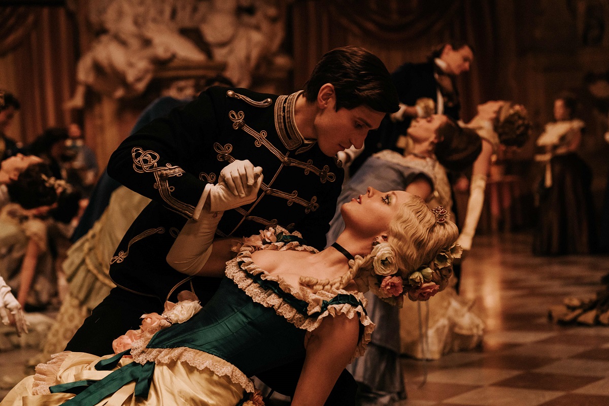 「アグリー・シスター かわいいあの娘は醜いわたし」　北欧発の狂気と悪夢の”シンデレラ・ホラー”