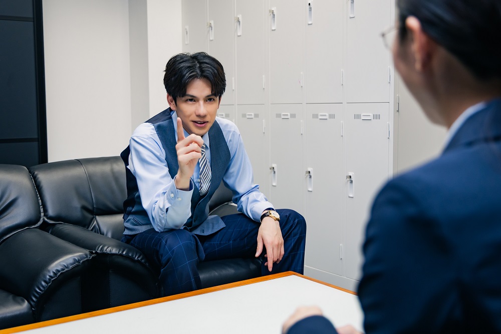 田中麗奈主演“100億円の秀吉の金茶碗”をめぐるクライム・コメディ「黄金泥棒」場面写真&本編映像解禁